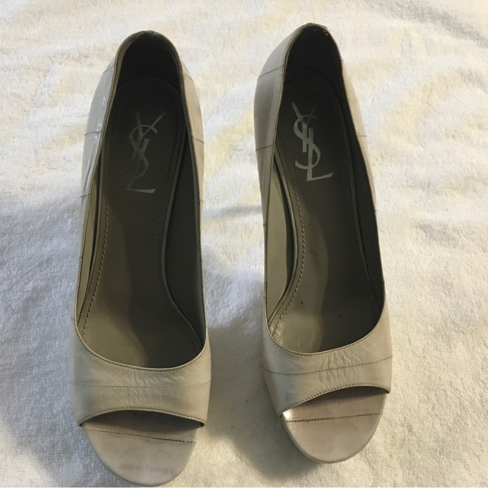 Yves Saint Laurent Women's Beige Peep Toe Heels Size 38